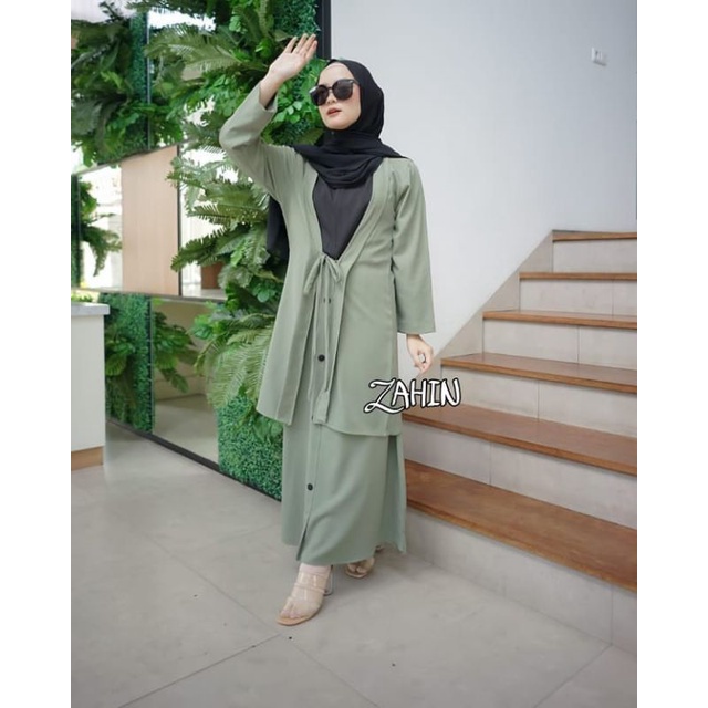 AQILA Set Outer by Zahin