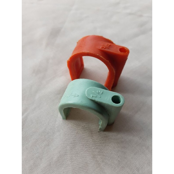 klem pipa plastik universal