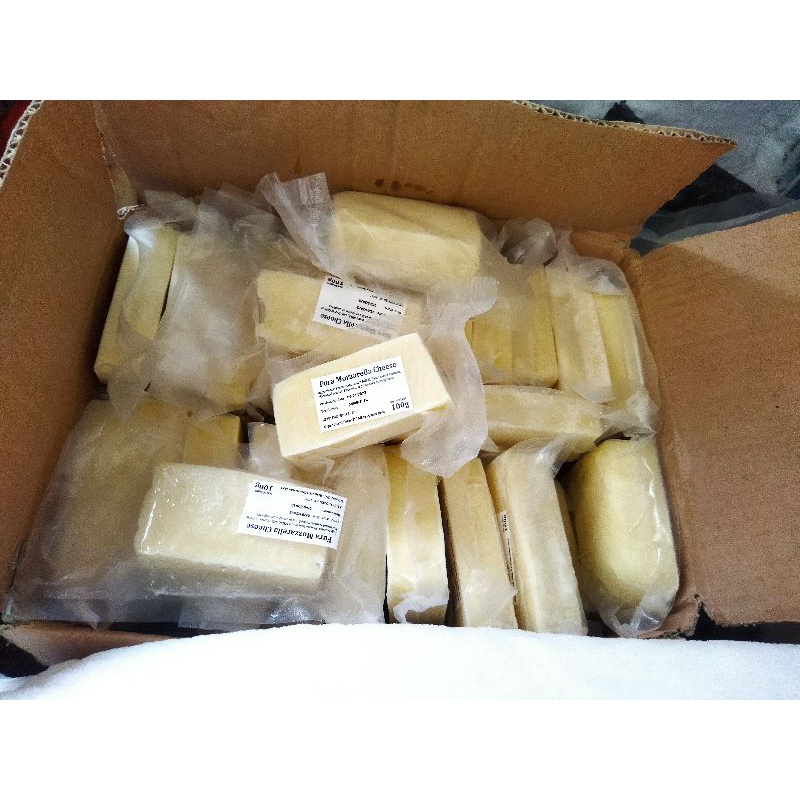 

Fura Mozzarella Cheese 100g | Keju Mozzarella beku frozen