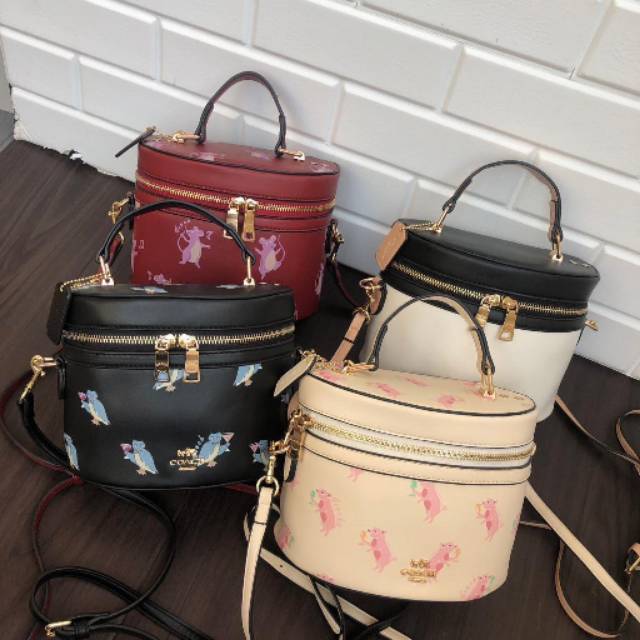 Coach x selena gomez trail bag / coach trail bag