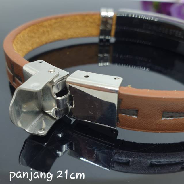 Gelang tangan Titanium salib G01022