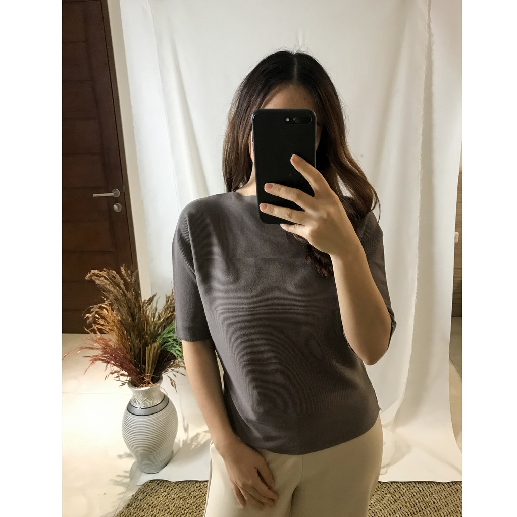 [BISA COD] CREAMY TOP - Atasan Rajut Halus Casual Blouse / Baju Bangkok Premium Import