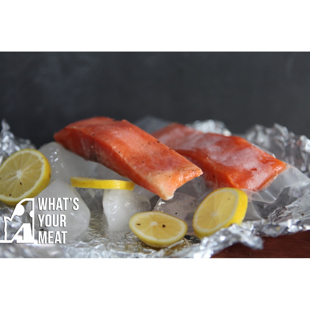 

Alaskan Premium Salmon Frozen Fillet Steak Ikan Salmon 200 gr