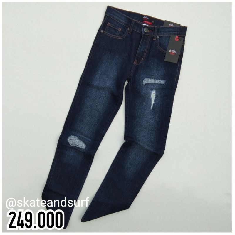 CELANA NO FEAR ORIGINAL