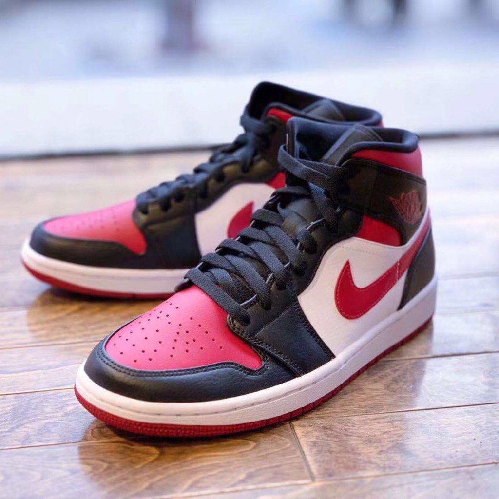 aj1 mid red black