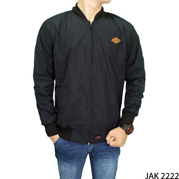 Jaket Pria Fashion Parasut Hitam – JAK 2222