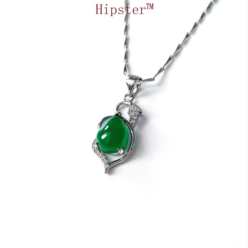 Retro Exquisite Fashion Natural Emerald Pendant Temperament White Gold Color Clavicle Chain