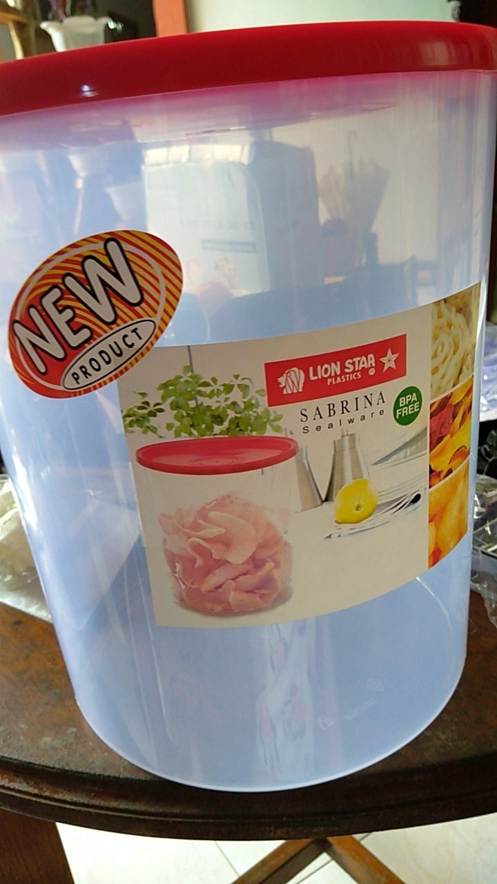 Lion Star Toples Makanan Kerupuk Krupuk Kue Cemilan Permen Sabrina Sealware Dog Food Plastik Aman