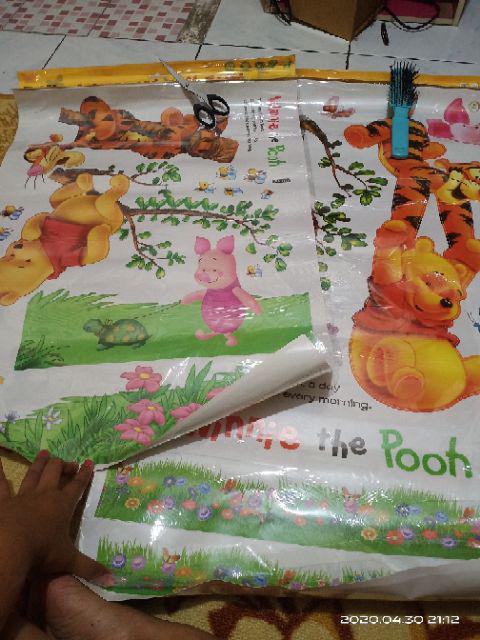 Ay842 Hanging Pooh Wall Sticker  Wallsticker 60x90