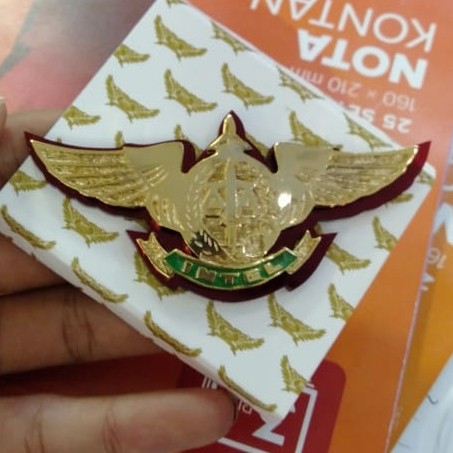 

Promo !!! Badge/Wings INTEL Kejaksaan RI (paku) Sedia juga perlengapan kantor, pesta, buku