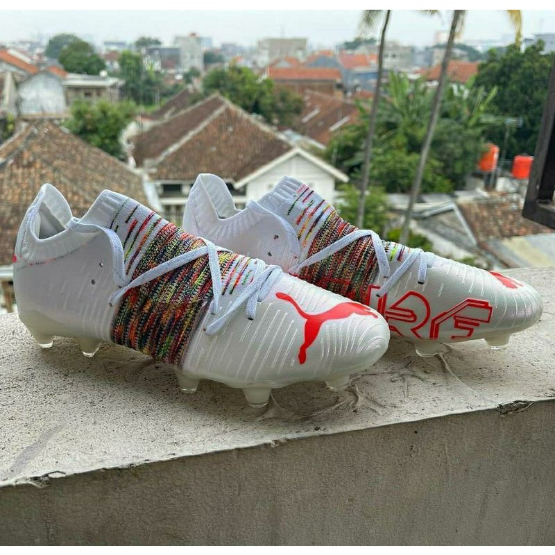 Sepatu Bola Puma Future Z 1.1 Spectra Pack FG
