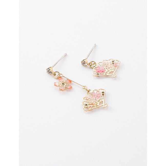 LRC Anting Tusuk Fashion Fan 925 Silver Needle Rhinestone Flower Fan Asymmetrical Earrings D09714