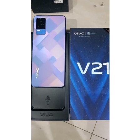 Vivo v21 8/128 gb second