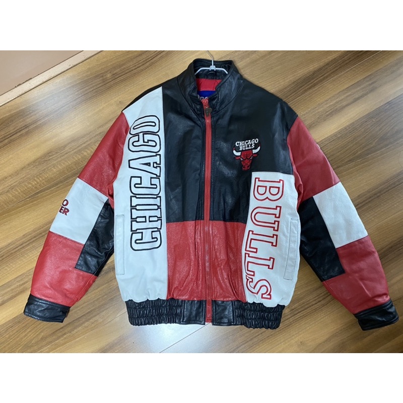 VINTAGE JACKET CHICAGO BULLS BY PROPLAYER NOT JEFF HAMILTON
