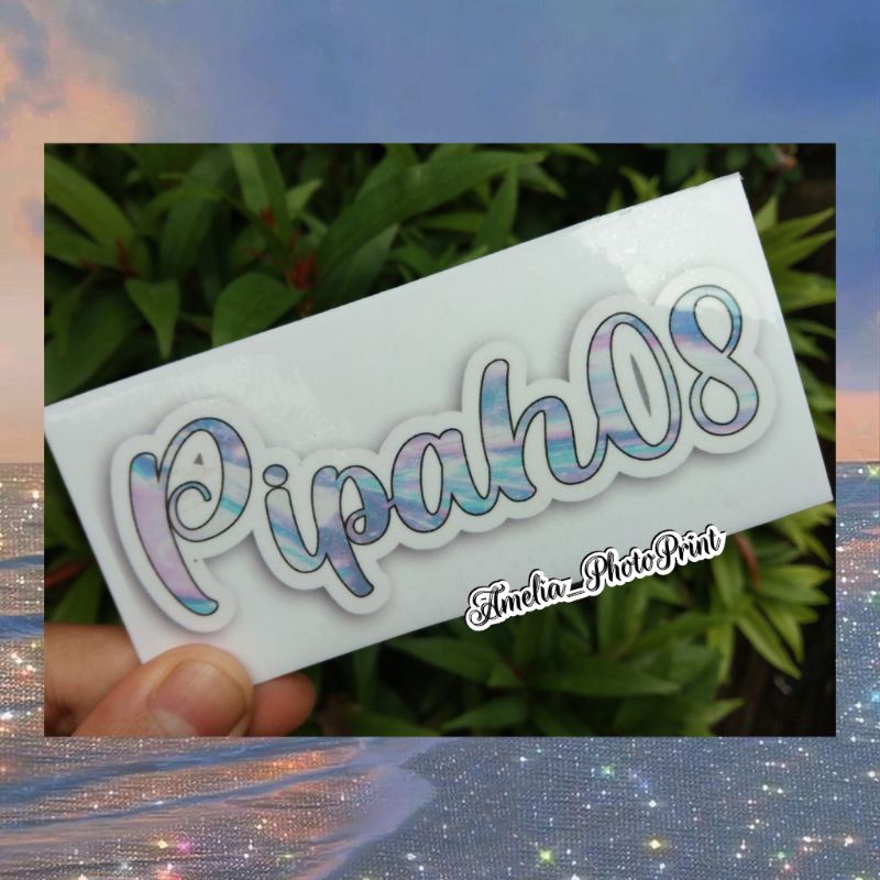 

CETAK STICKER COSTUM NAMA MURAH (LANGSUNG JADI / COD)