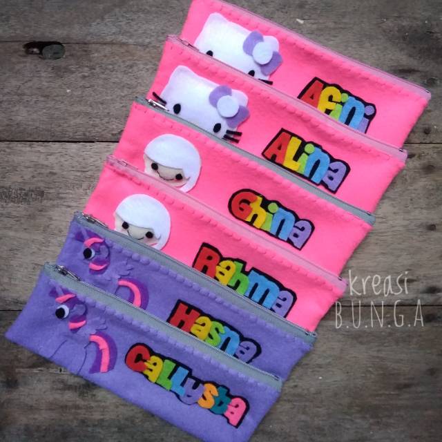 

Tempat pensil flanel