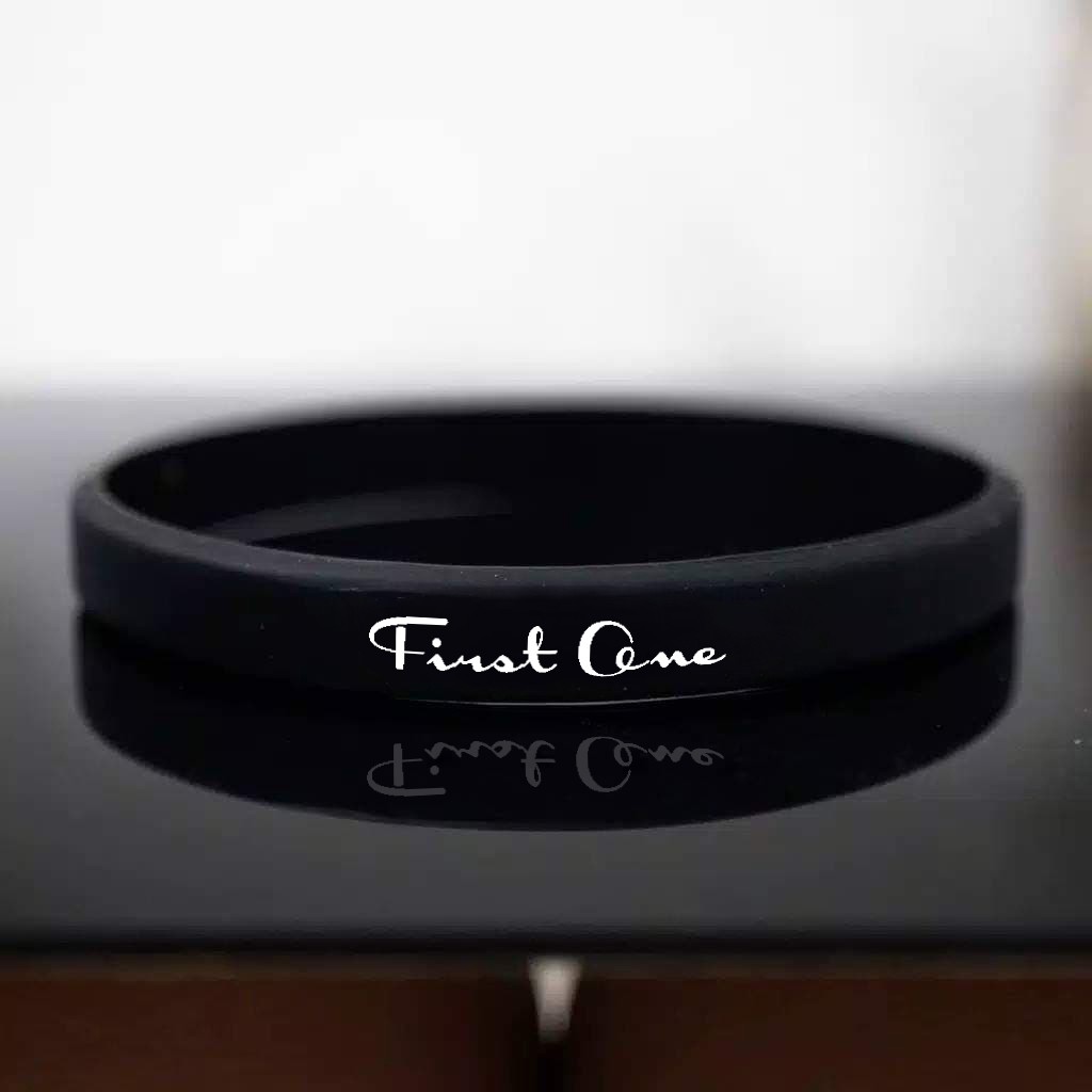 BRACELET FIRST ONE GELANG TANGAN PRIA - GELANG KARET SPORT ORIGINAL BLACK F1