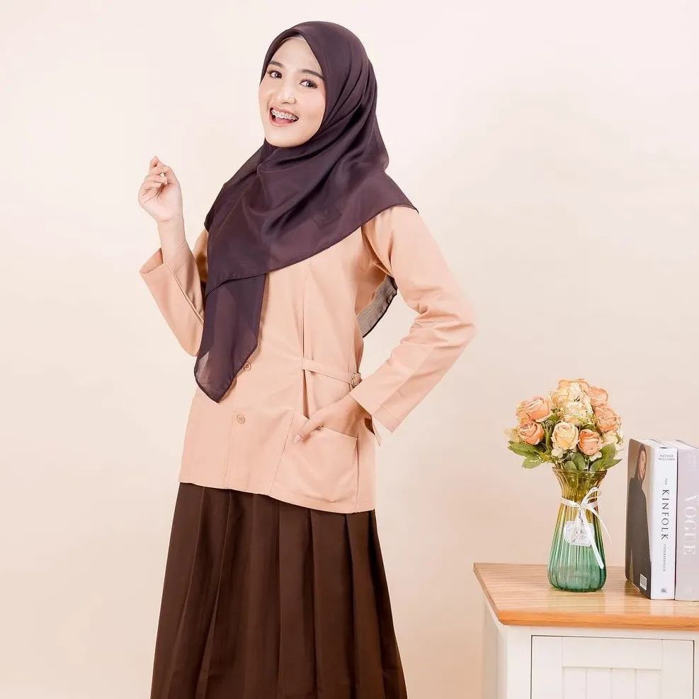 PARIS PREMIUM Hijab Segi Empat Paris Polos TEBAL TIDAK NERAWANG Jilbab PARIS TEBAL NECI EMPAT SISI /