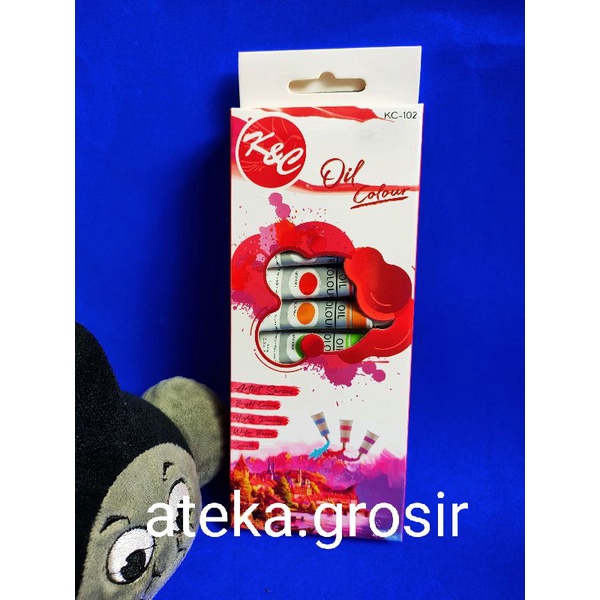 

cat minyak/oil colour