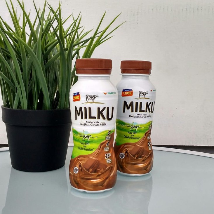 Milku Susu UHT Coklat/Strawberry Premium 200 ml