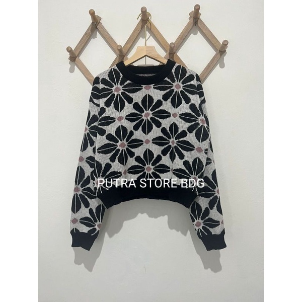 Jasmine sweater crop top sunflower