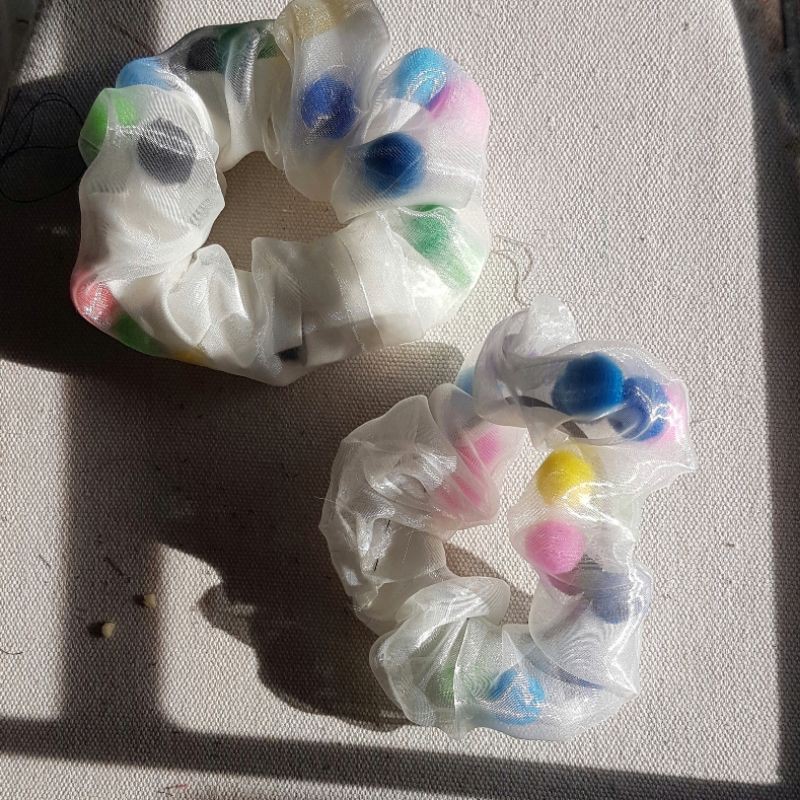SCRUNCHIES TRANSPARAN POM POM IKAT RAMBUT AESTHETIC KOREA