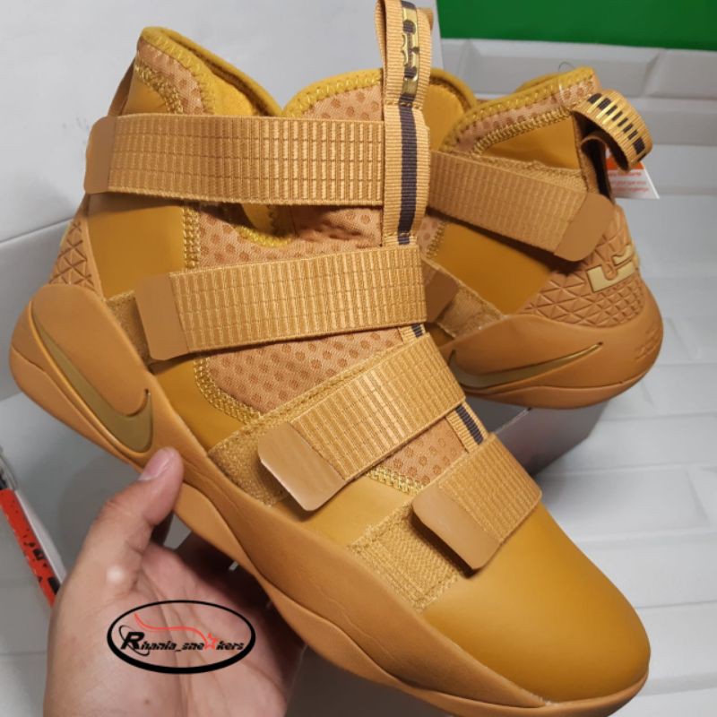 Nike Lebron 11 Soldier  Brown