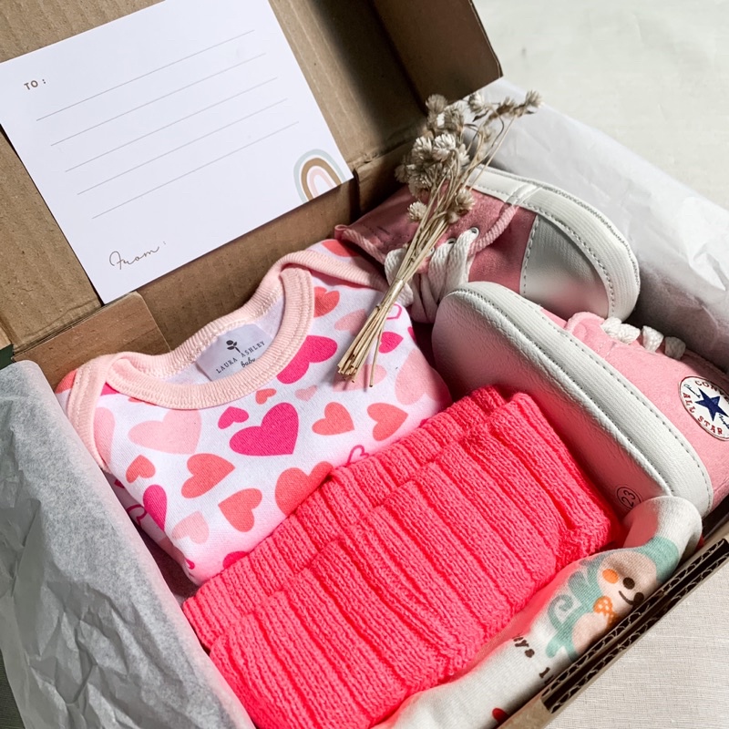 HAMPERS NEWBORN GIRL SERIES • Hampers Bayi Cewek• Hampers Bayi • Kado Bayi Cewek