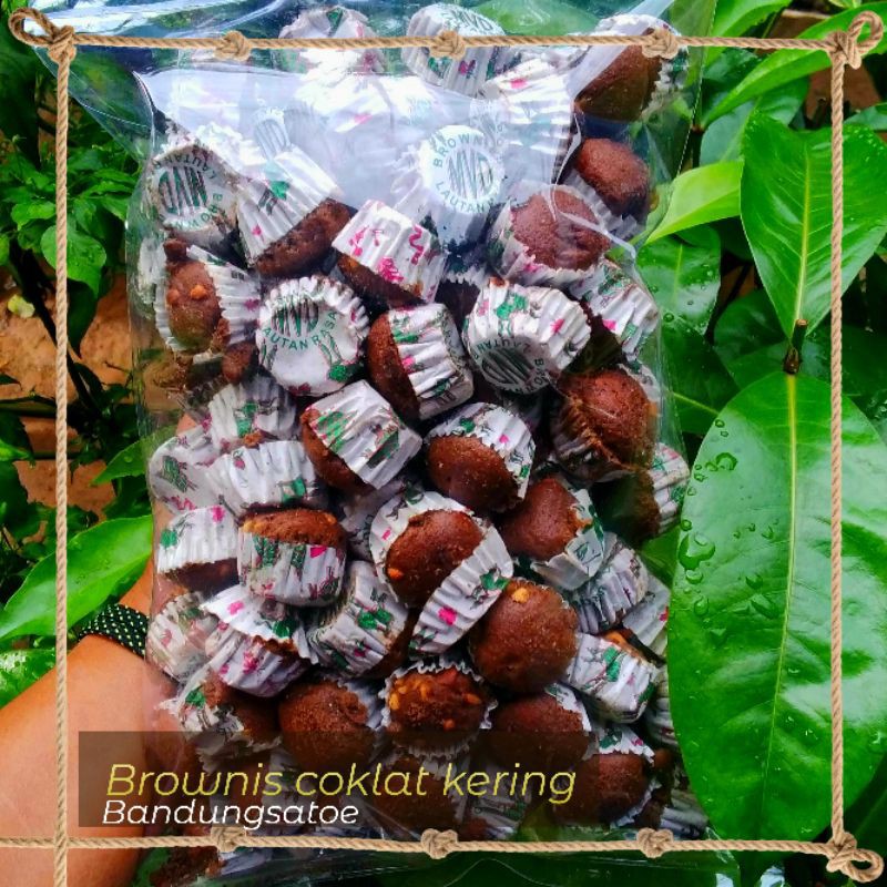 

snack cemilan kue kering brownis coklat enak 250gr