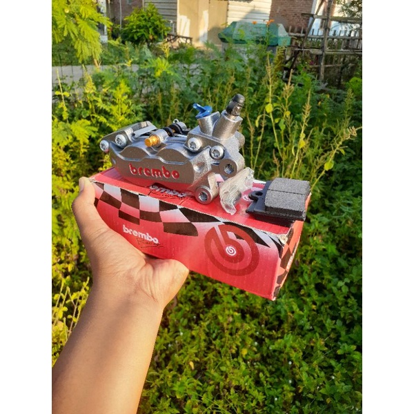 kaliper Brembo axial 4p grey kaliper depan brembo 4 piston axial import