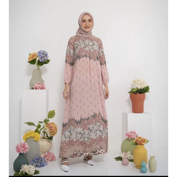 Zafifa dress by Geulis