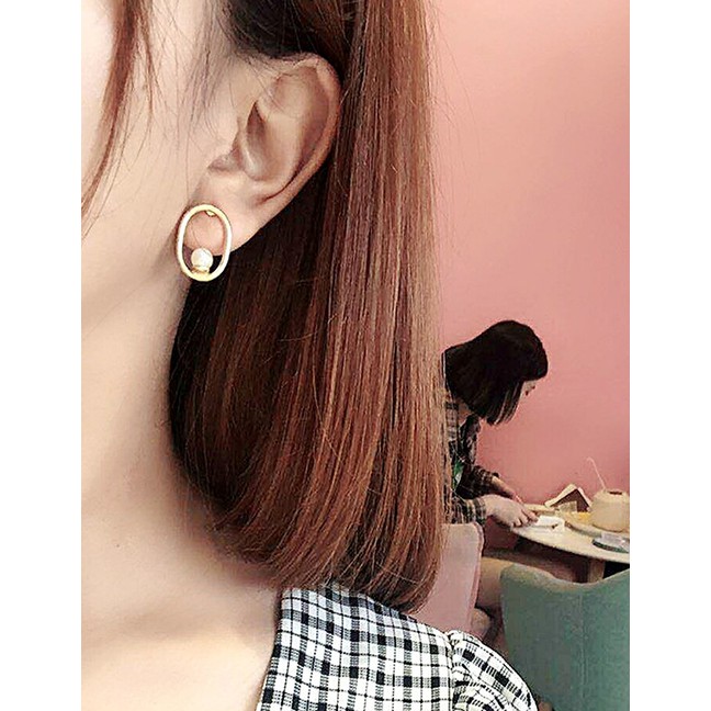 LRC Anting Tusuk Fashion Metal Pearl Multi-deformation Earrings F67906