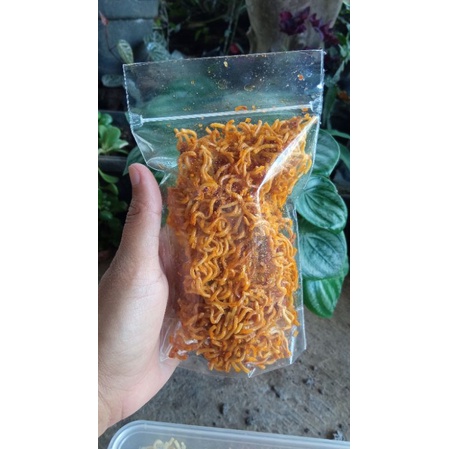 

Mie kriting pedas/mie kriting daun jeruk