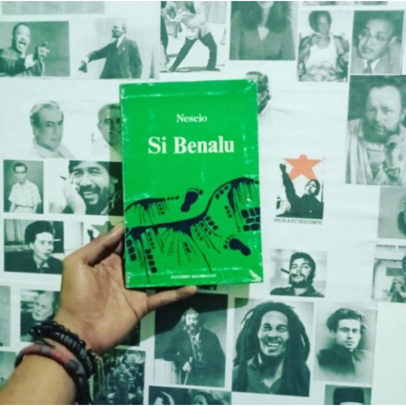 Si Benalu by Nescio - Djambatan