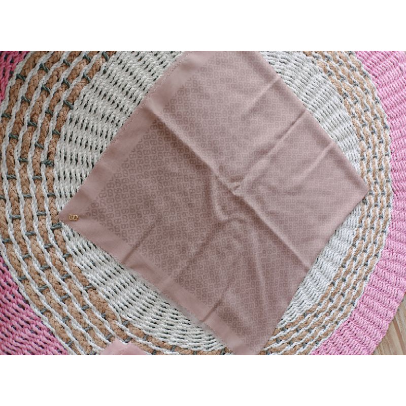 PL tapis navajo buttonscarves