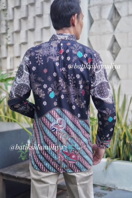 Sidamuliya Batik Kemeja Pria Slimfit Premium Wayangan Lengan Panjang