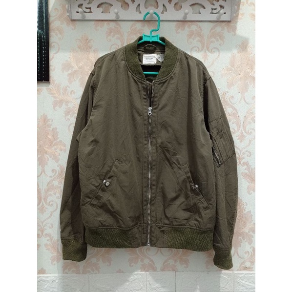 jaket bomber varsity zipper cewek cowok original second preloved bekas