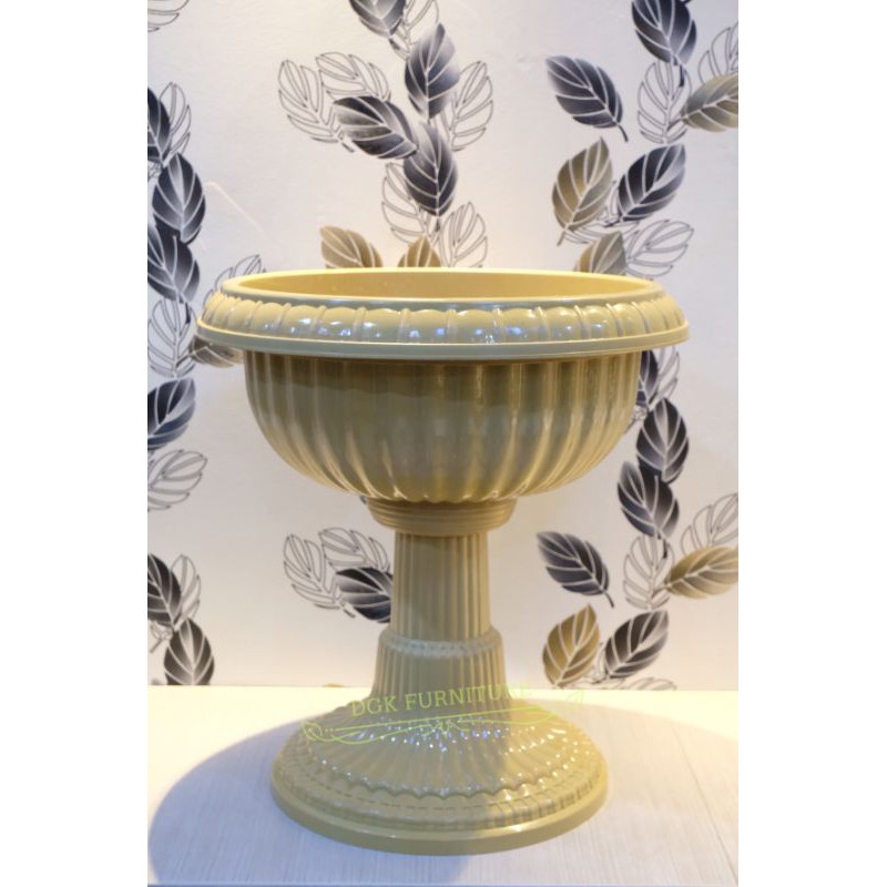 Pot Bunga Piala Kaki Panjang Plastik Diameter 47 cm (PINK, HIJAU, PUTIH, COKLAT)