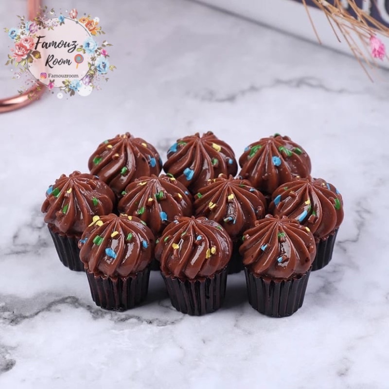 Miniatur Cupcake Mini - Miniatur Muffin - Miniatur Kue Tart untuk Hiasan Rumah Boneka - Mainan Barbi