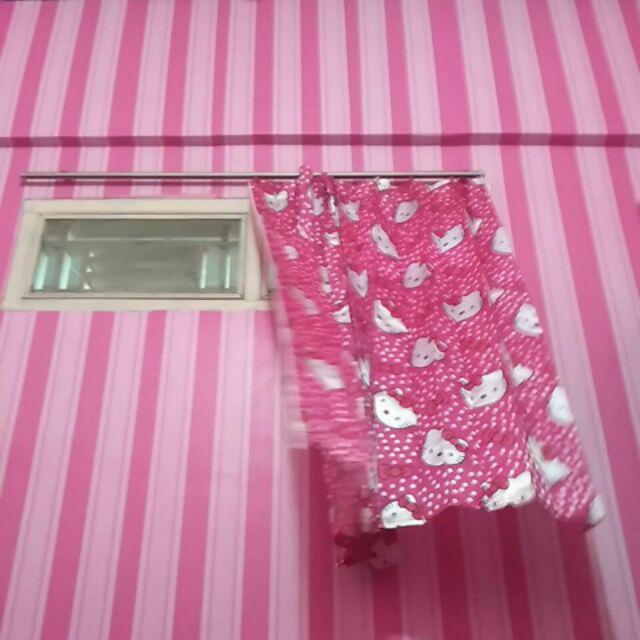 Grosir Murah_wallpaper Sticker Dinding Ruang Tamu Dan Kamar Garis Pink Merah Cantik 10mx45cm