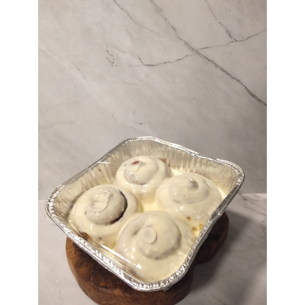 

Roti Cinnamon roll with cream cheese glaze (isi 4)