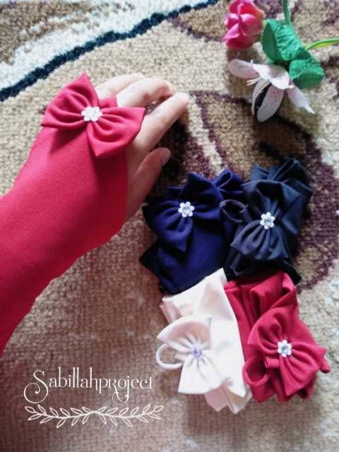 Handsock cincin pita senada