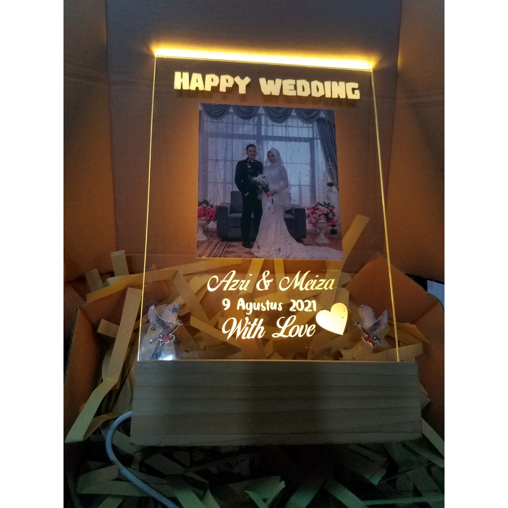 

LED Acrylic Custom Gift Kado Akrilik Custom Kado Wisuda Ultah Wedding kado bayi