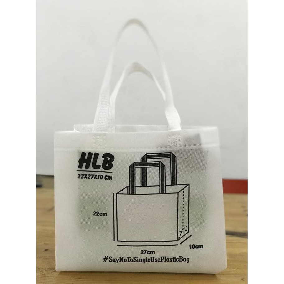 

Produk Terbaik] Goodie Bag Spunbond Polos Model Box Standing 222710