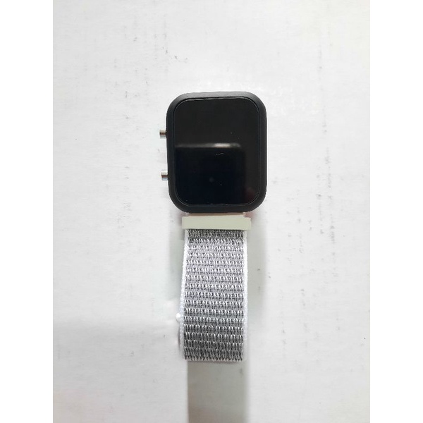 Jam LED Watch Strap Kanvas Persegi-Putih