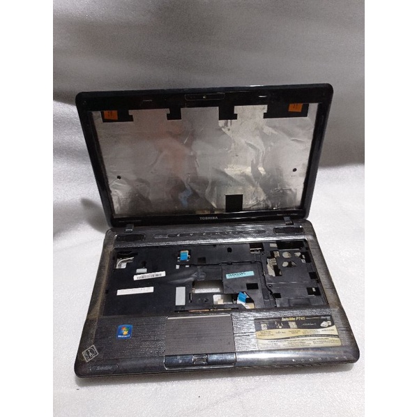 casing laptop toshiba P745 mulus