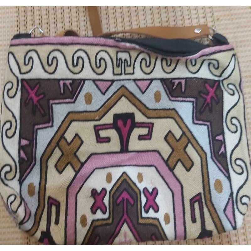 Tas Bordir Thailand