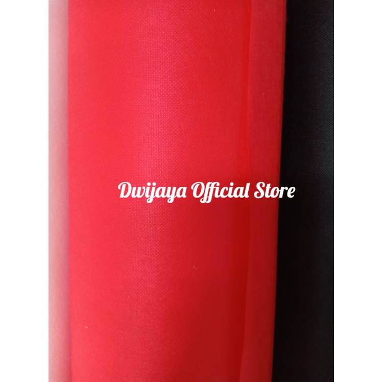 

Kain Spunbond Merah 75 gsm TERMURAH! Uk. 40 cm x 50 cm