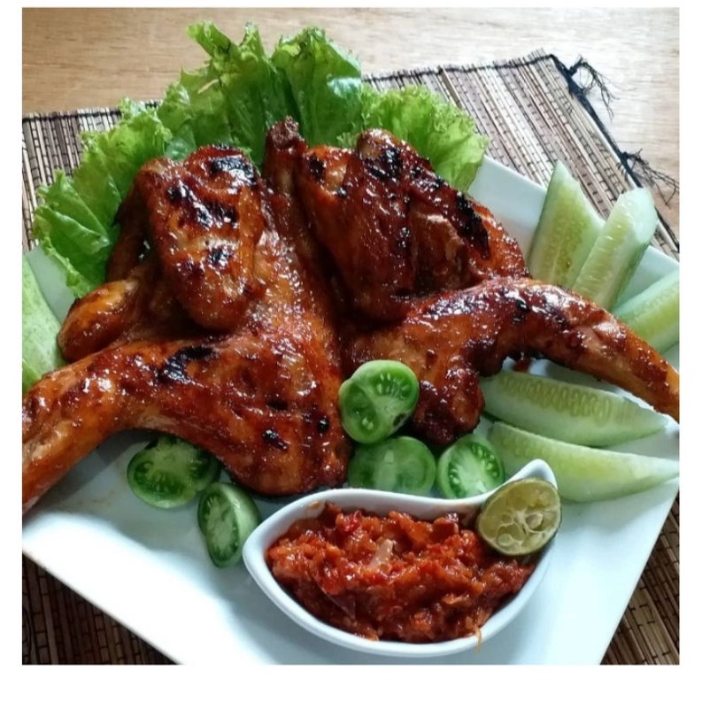 

AYAM BAKAR SOLO 1EKOR