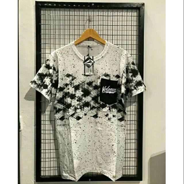 Kaos Tshirt Volcom/Kaos Distro Volcom Murah/Kaos Kekinian /Jual Kaos Distro Grosir/Kaos Volcom Murah